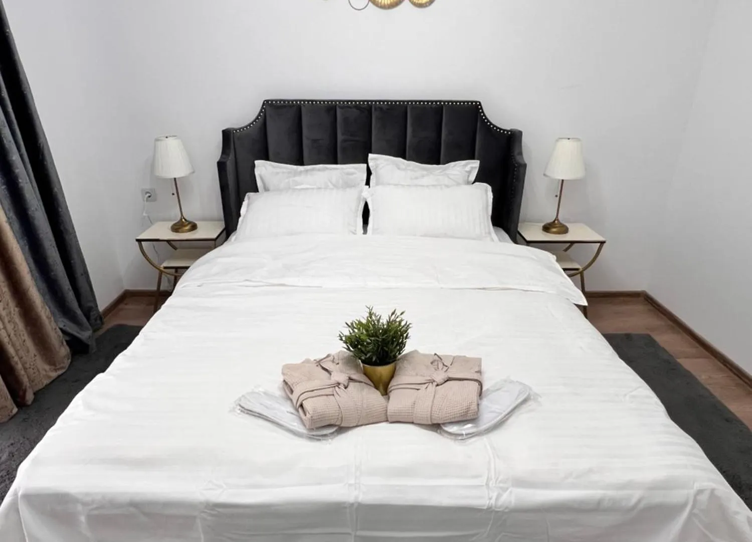Bed & Breakfast Sun Apartments Otopeni